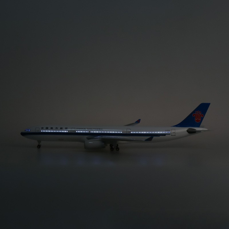 47cm China Southern A330 Simul - Model Kit Planes 评论和价格