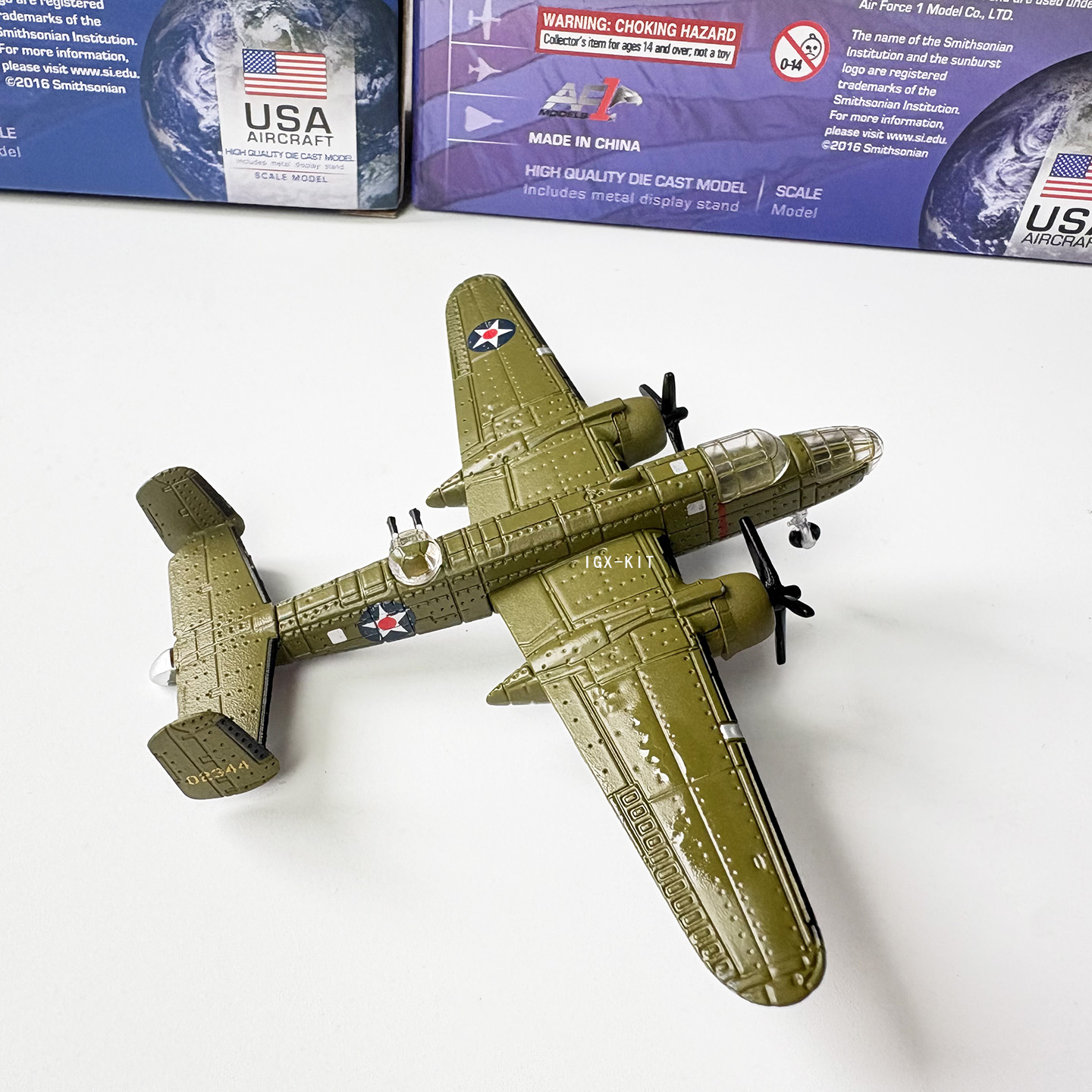 1/200 Scale WWII U.S. B-25 Mit - Model Kit Planes 评论和价格