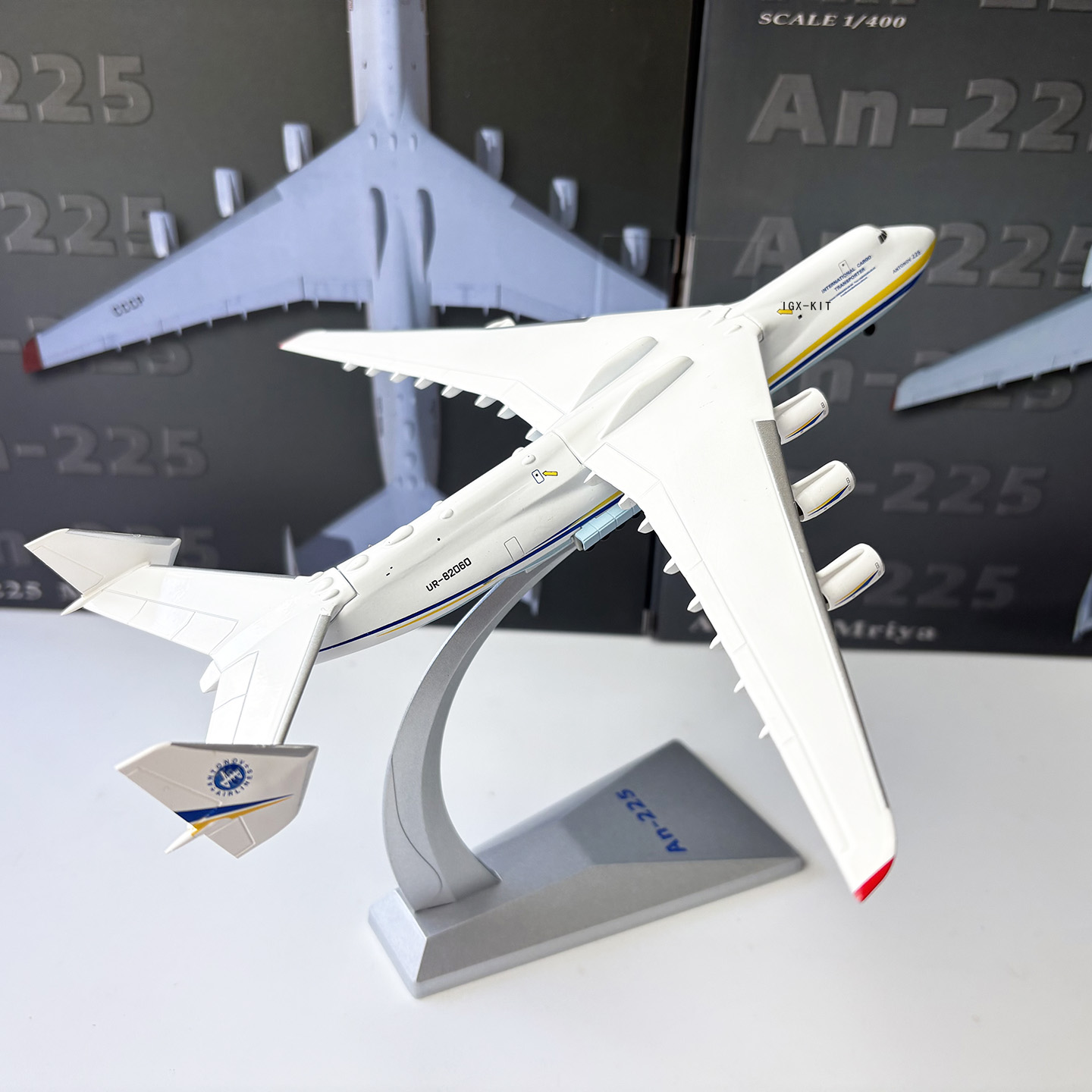 1/400 Scale AN225 Heavy Transp - Model Kit Ukraine 评论和价格